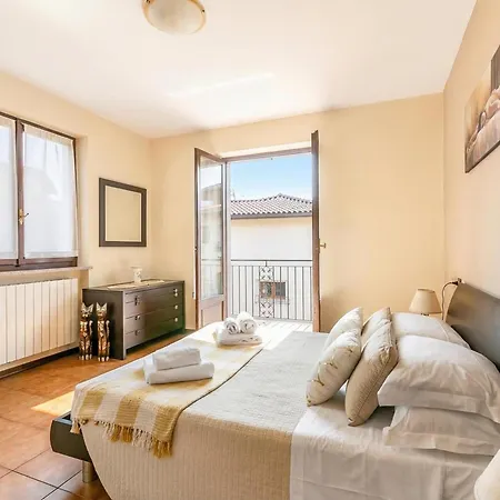 公寓 Sunrise In Baveno: Apartment For 4 With Balcony - Happy Rentals *